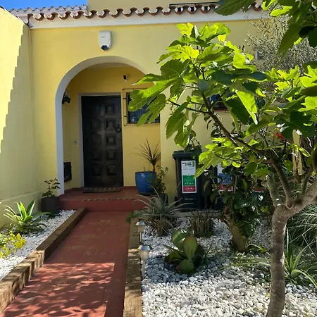 Casa Amarela Homestay szállás